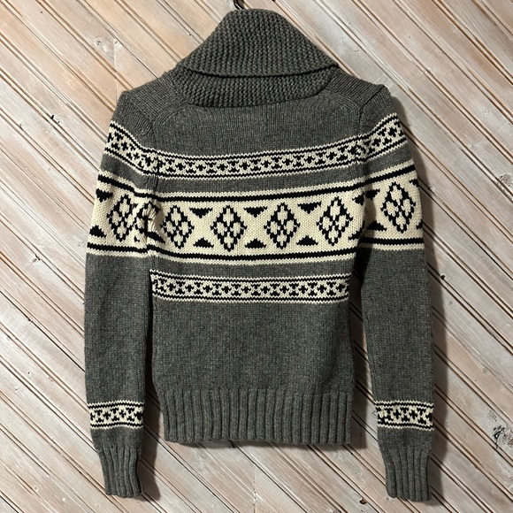 TNA Cable Knit Grey Cream Patterned Cowl V Neck Button Sweater Pullover Basic - Picture 7 of 7